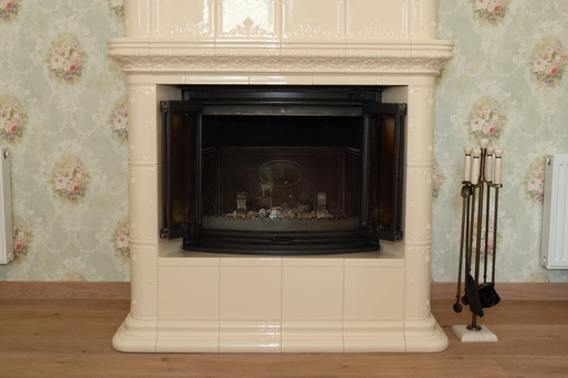 Каминная топка Jotul I 18 Harmony в керамическом портале
